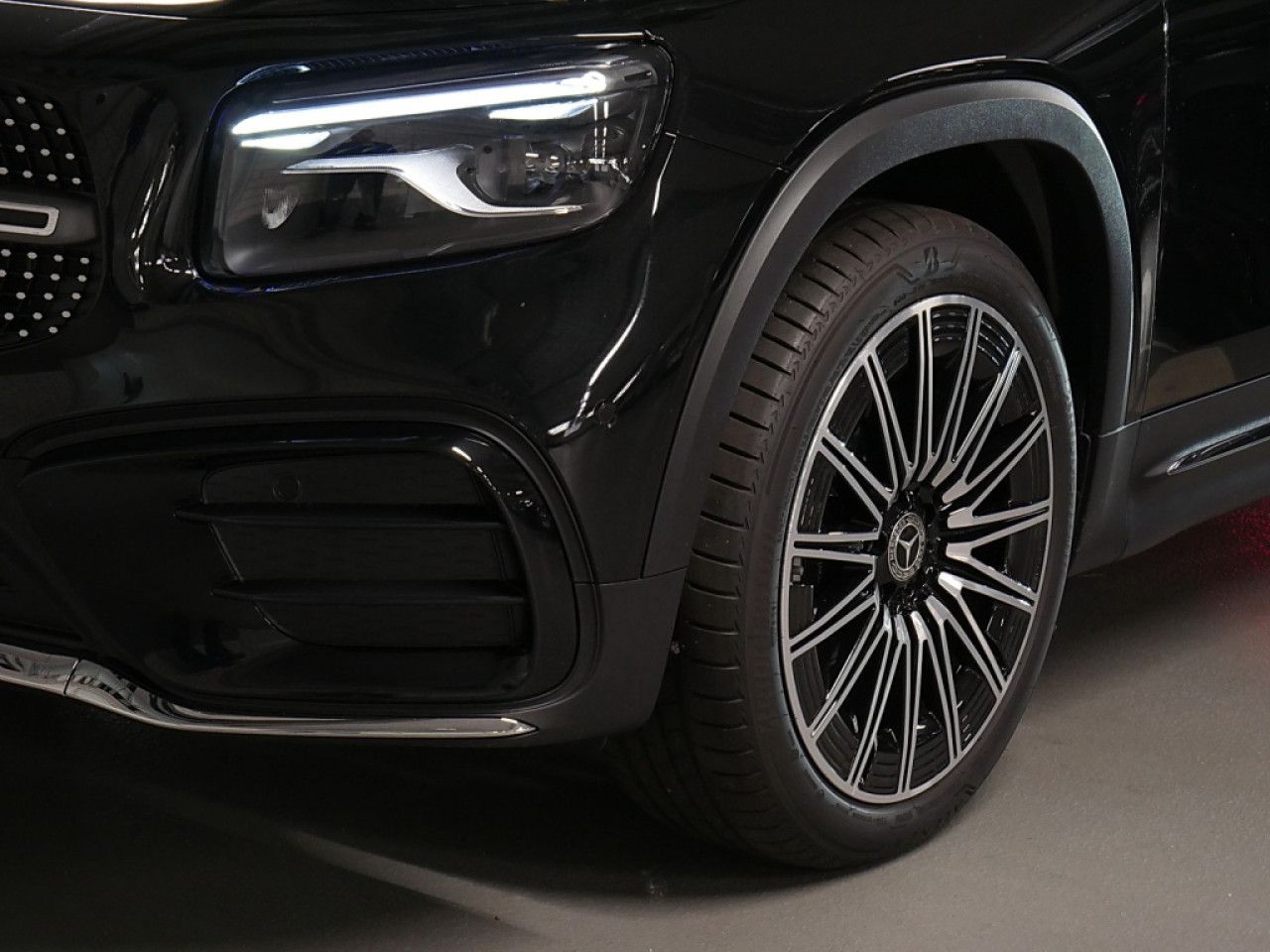 Mercedes-Benz GLB – Bild 4