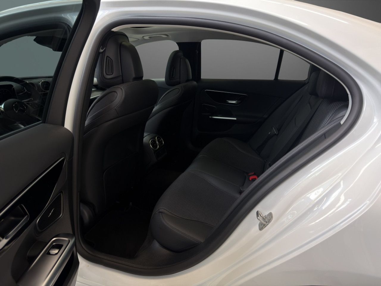 Mercedes-Benz C-Klasse – Bild 8