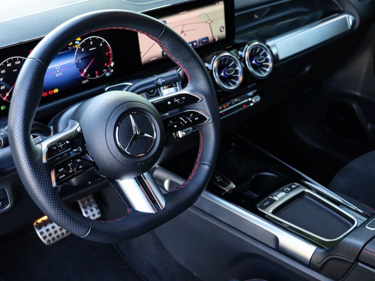Mercedes-Benz GLB – Bild 19