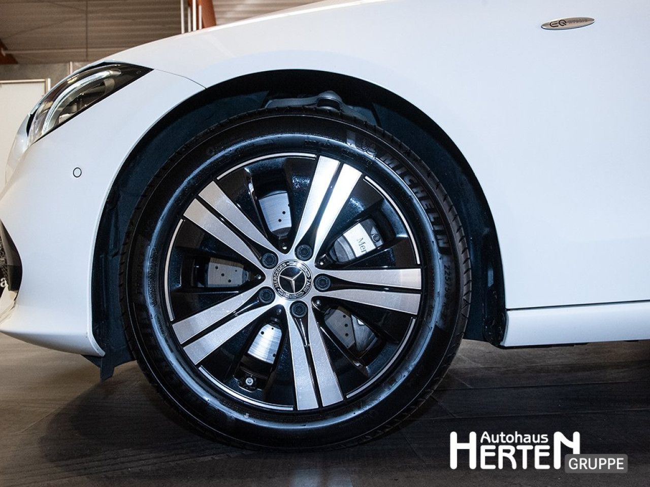 Mercedes-Benz C-Klasse – Bild 8