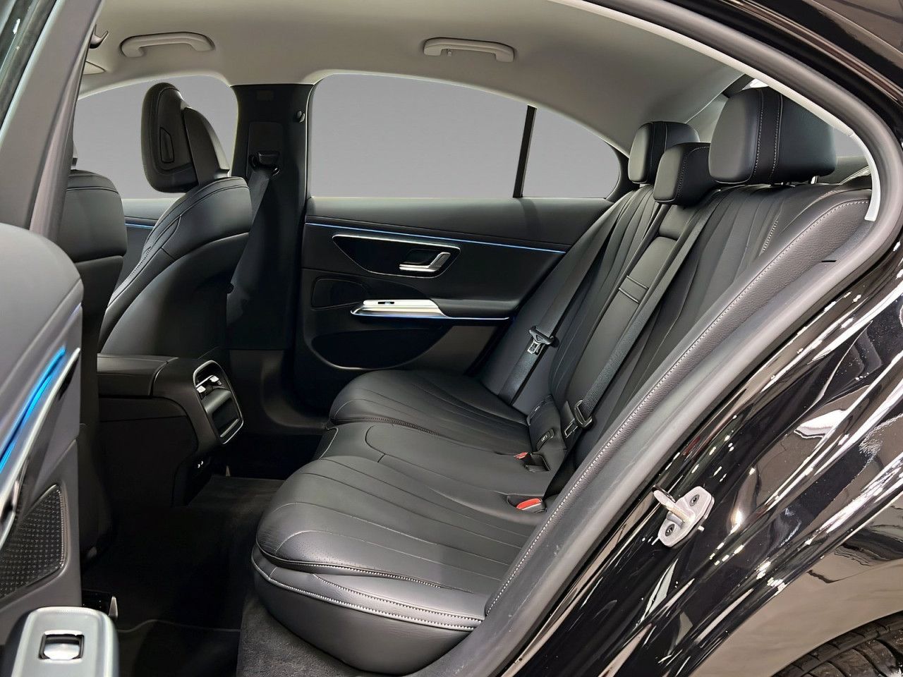 Mercedes-Benz E-Klasse – Bild 8