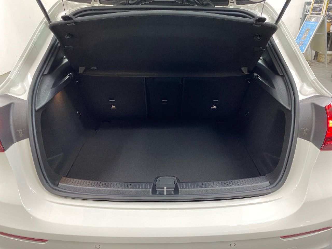 Mercedes-Benz A-Klasse – Bild 12