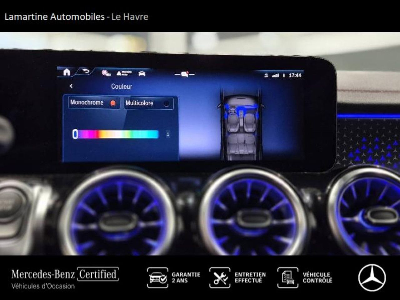 Photo du v&eacute;hicule 14 / 18