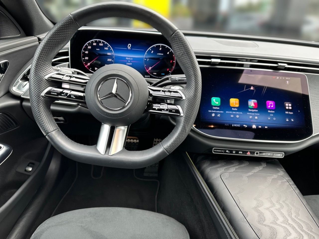 Mercedes-Benz E-Klasse – Bild 9