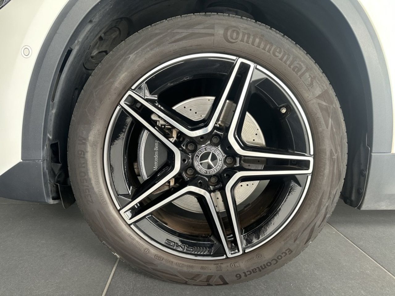 Photo du v&eacute;hicule 9 / 18