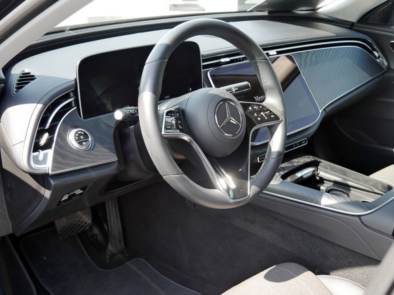 Mercedes-Benz E-Klasse – Bild 13