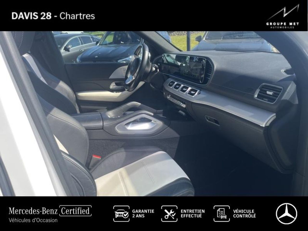 Photo du v&eacute;hicule 16 / 18