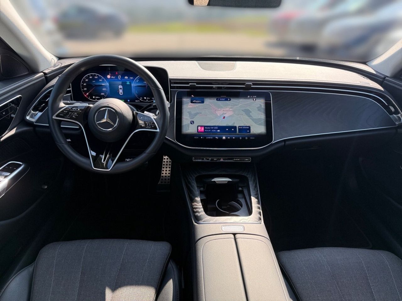 Mercedes-Benz E-Klasse – Bild 10