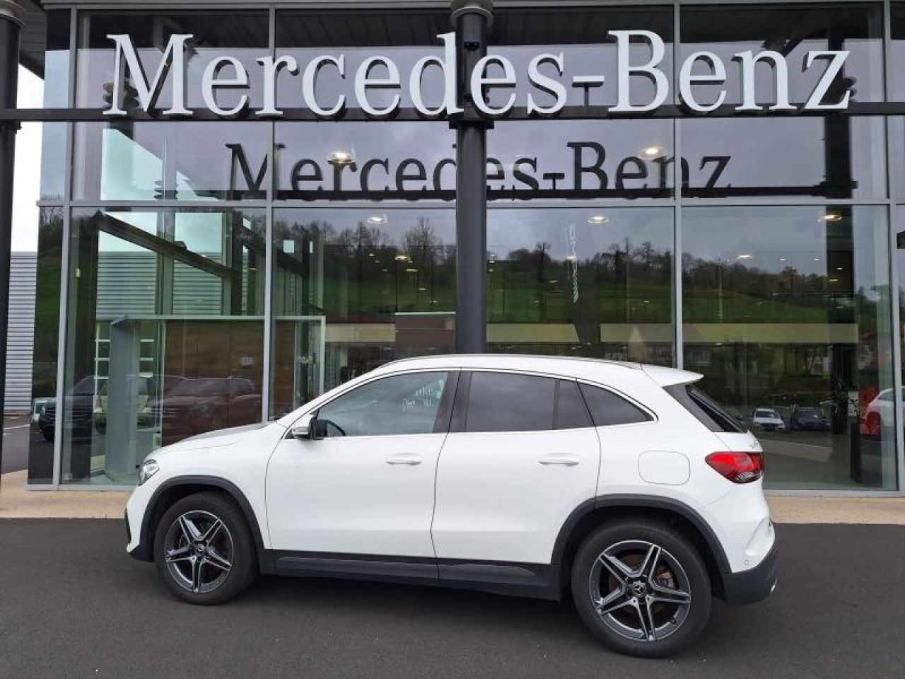 Photo du v&eacute;hicule 6 / 18