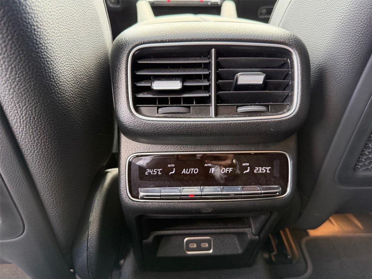 Fahrzeugbild 18 / 26