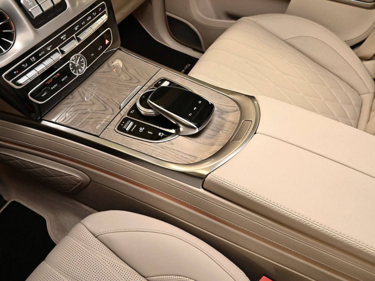 Fahrzeugbild 14 / 19