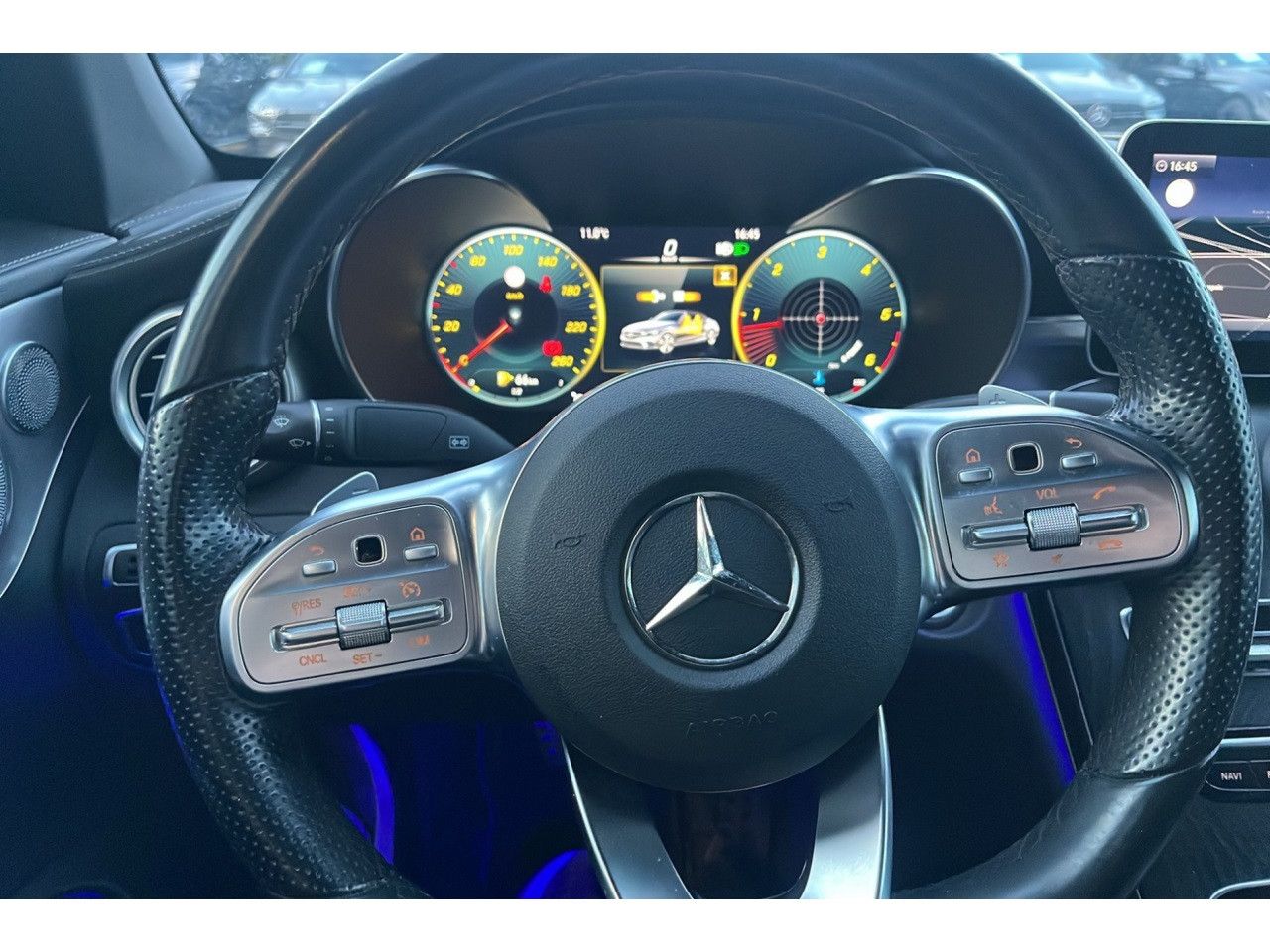 Photo du véhicule 18 / 18