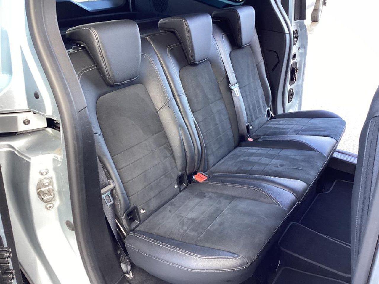 Fahrzeugbild 10 / 17