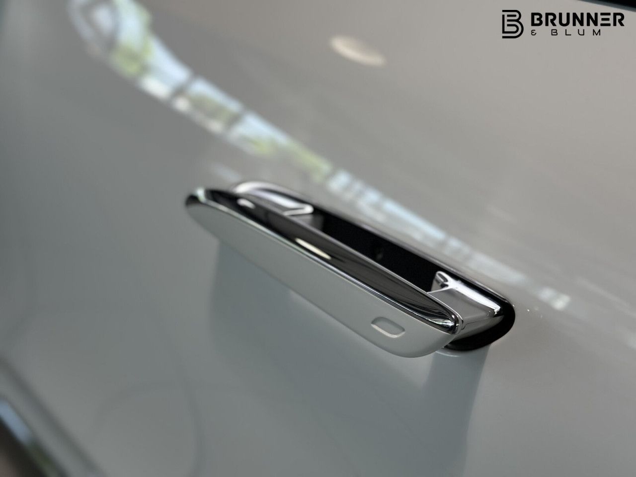 Mercedes-Benz E-Klasse – Bild 13