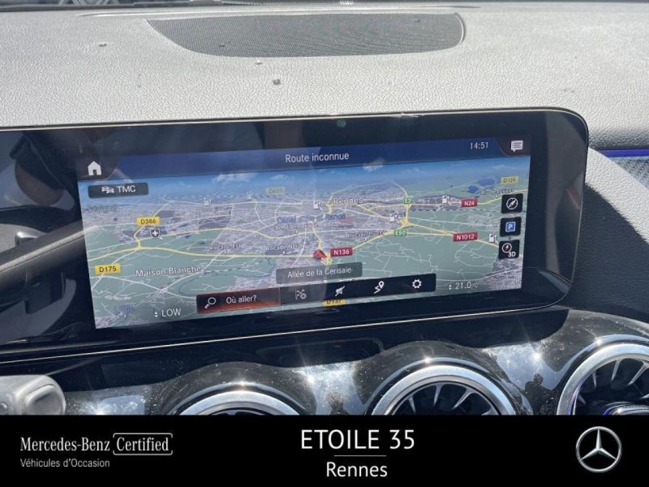 Photo du v&eacute;hicule 16 / 18