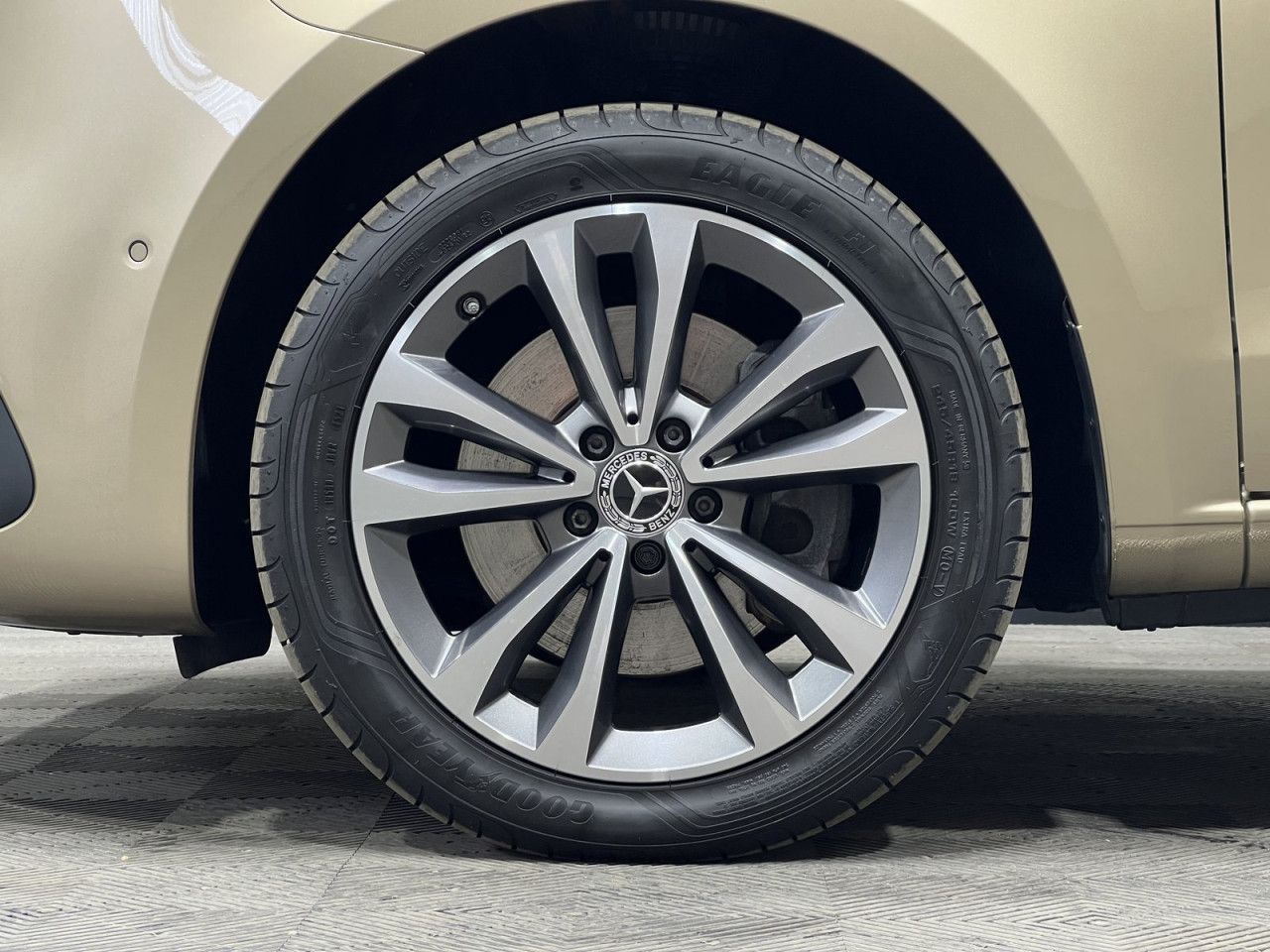 Mercedes-Benz V-Klasse – Bild 18