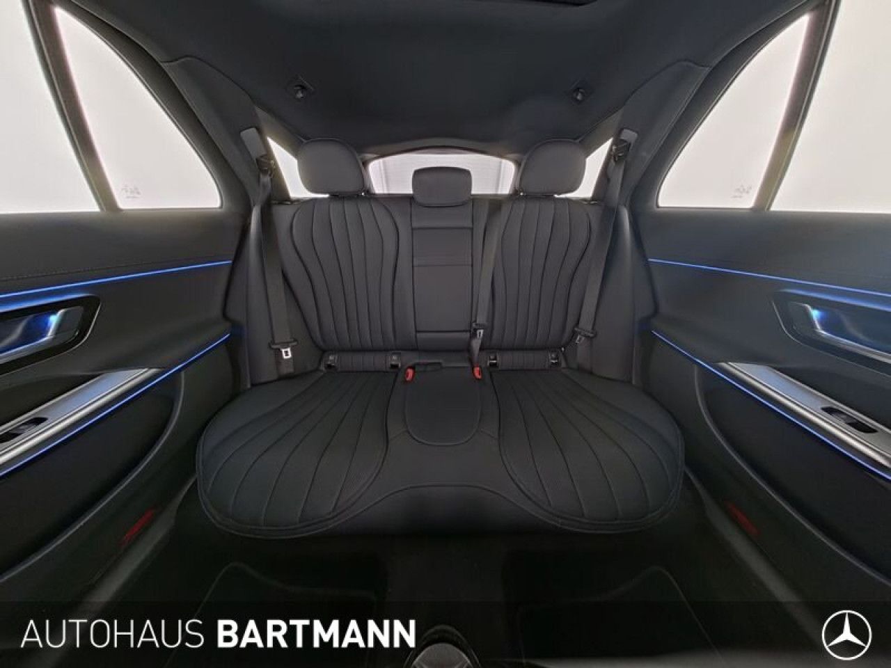 Mercedes-Benz E-Klasse – Bild 10