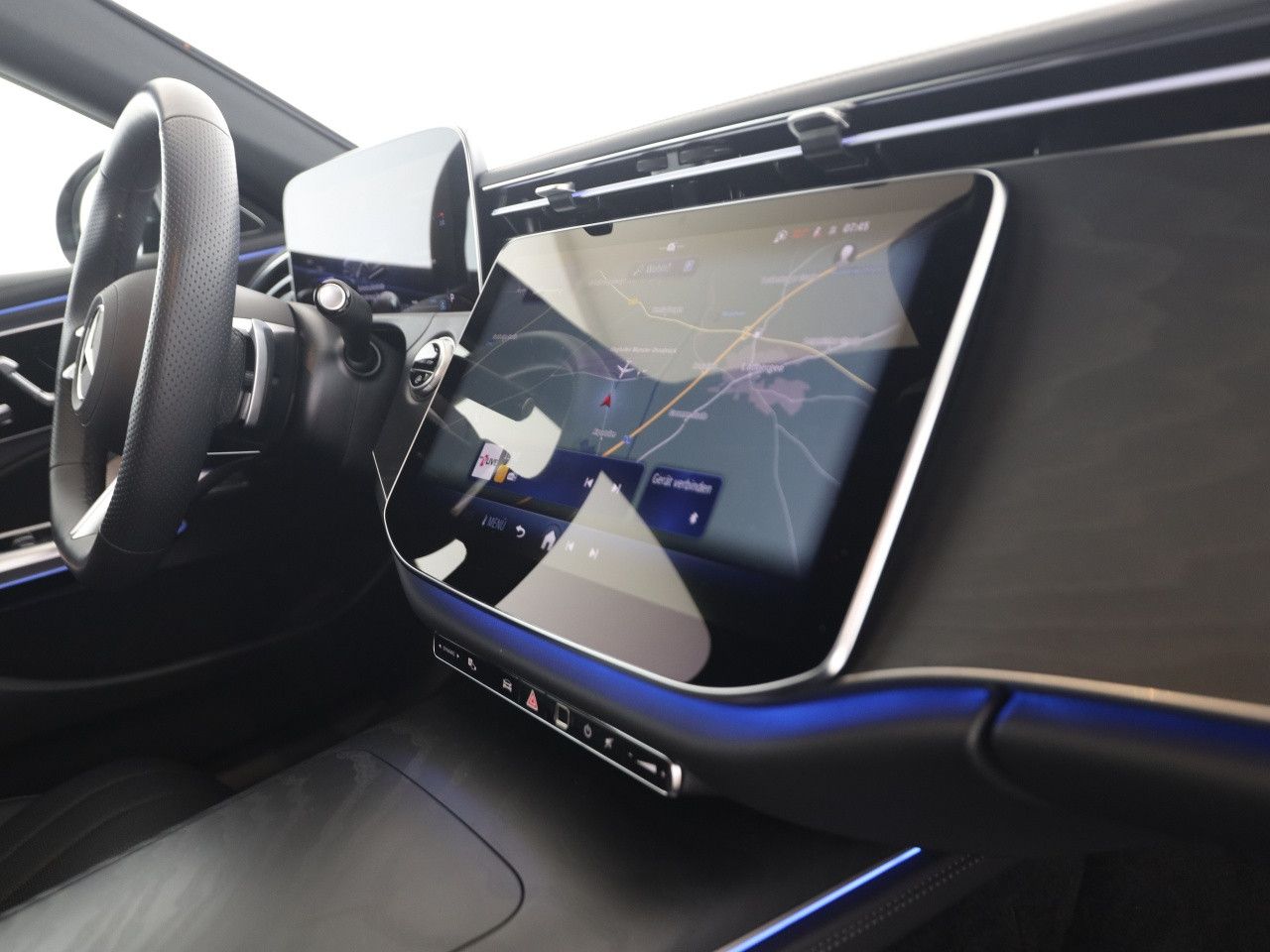 Mercedes-Benz E-Klasse – Bild 17
