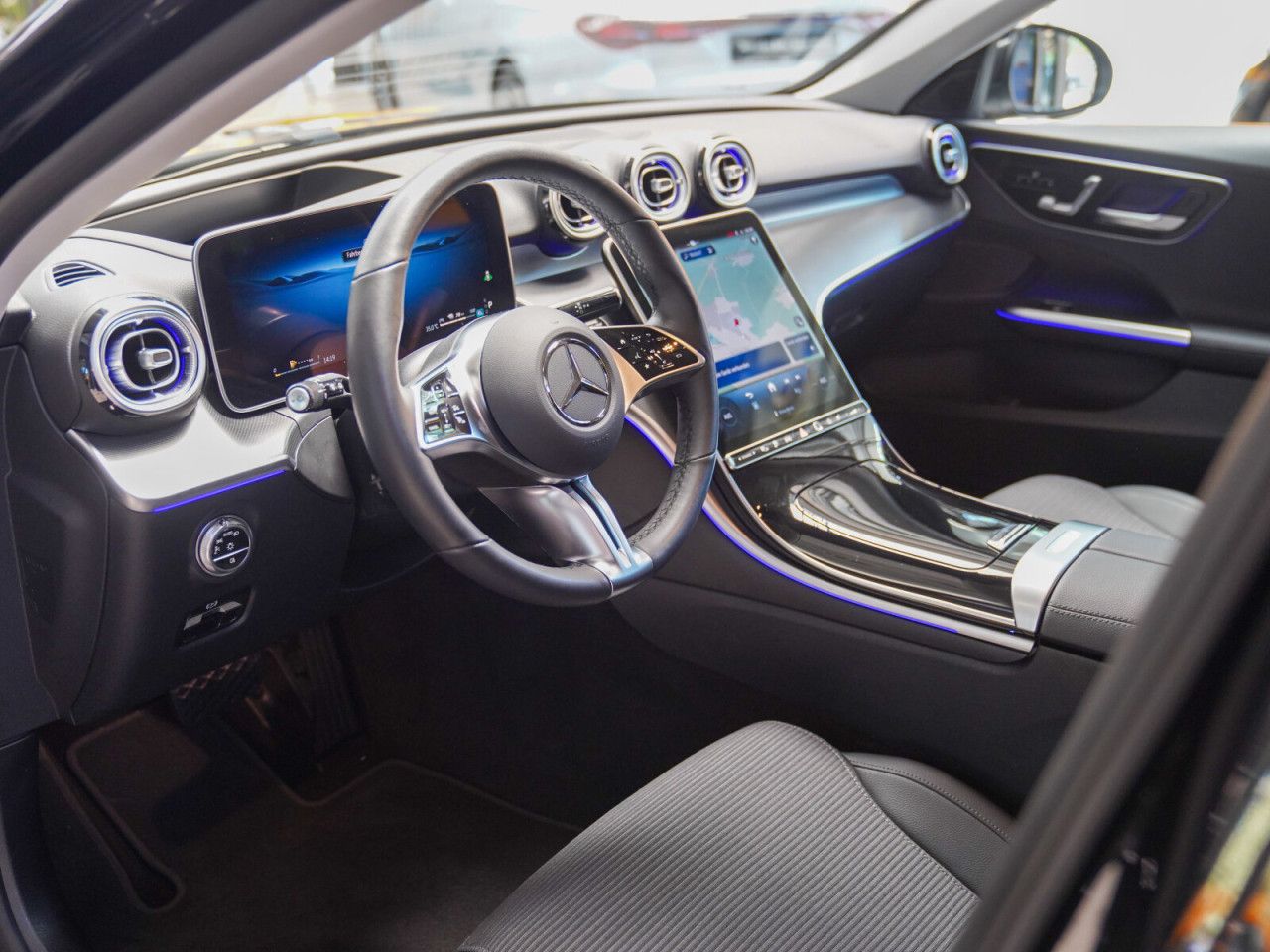 Mercedes-Benz C-Klasse – Bild 18