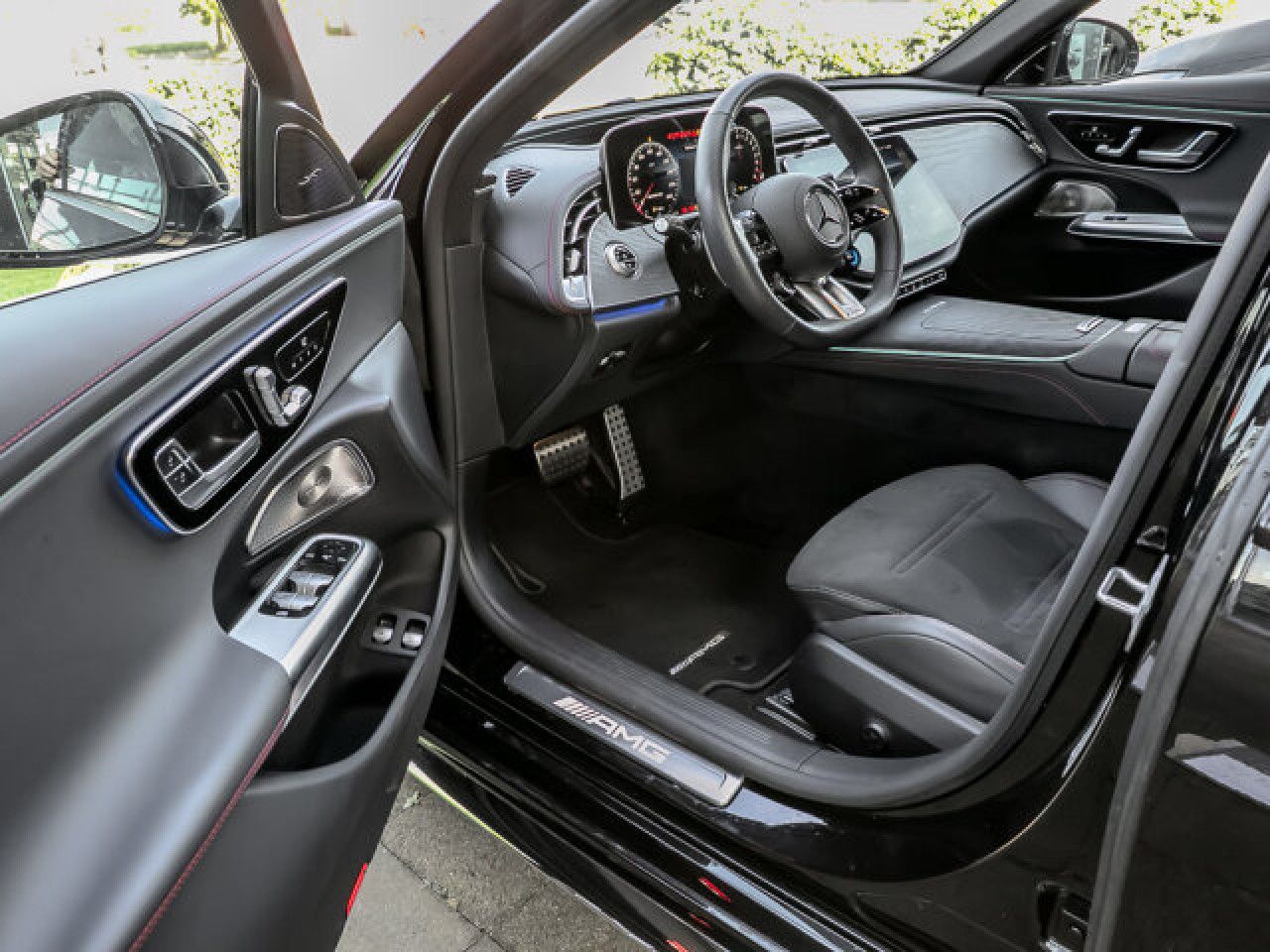 Mercedes-Benz E-Klasse – Bild 9
