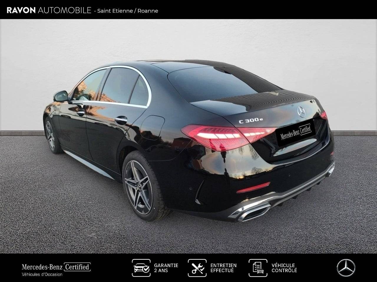 Photo du v&eacute;hicule 14 / 18