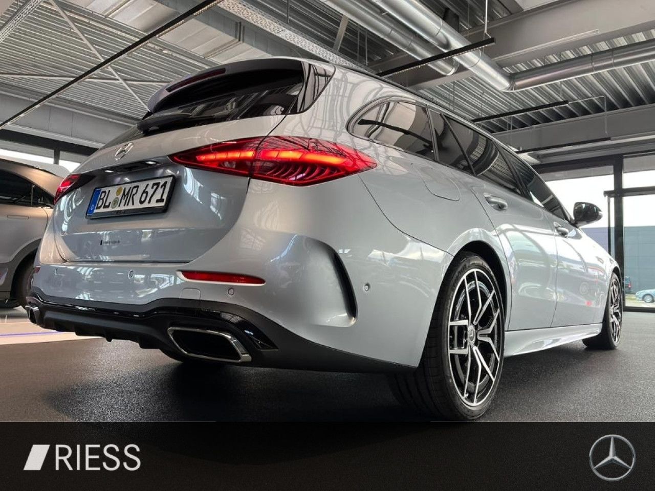 Mercedes-Benz C-Klasse – Bild 6