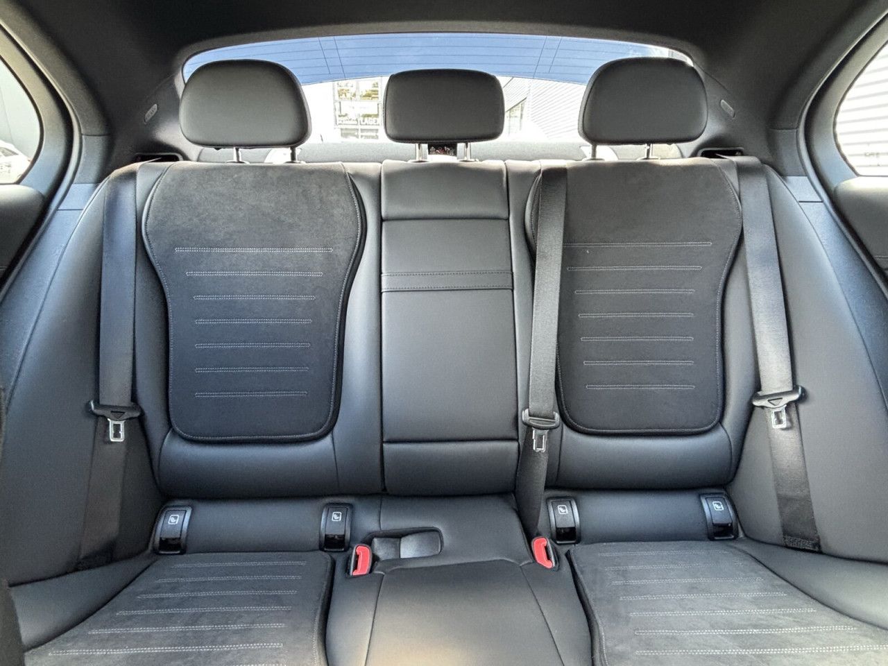 Mercedes-Benz C-Klasse – Bild 19