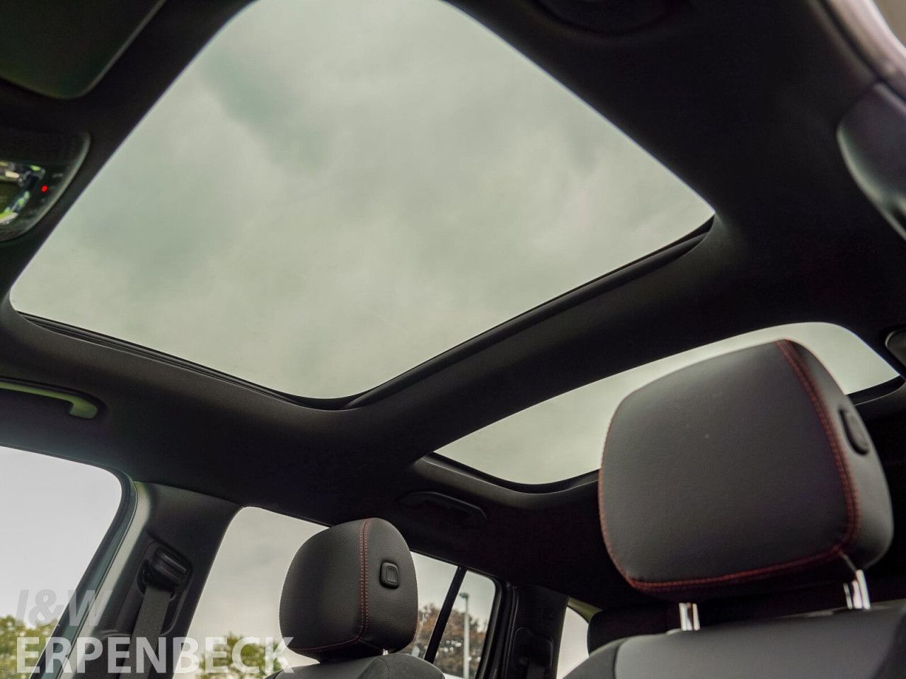 Mercedes-Benz GLB – Bild 14