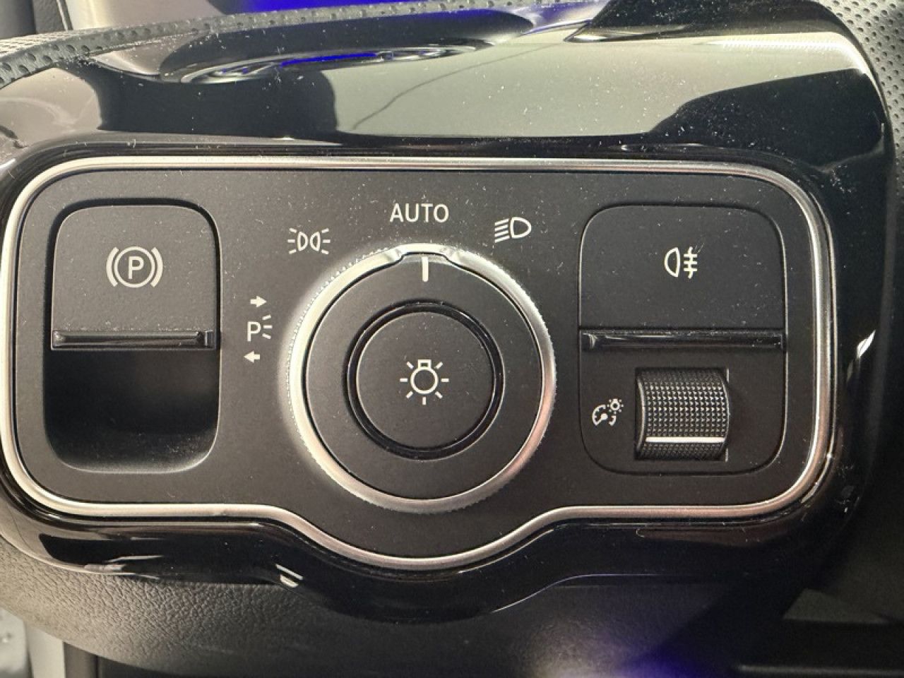 Photo du v&eacute;hicule 16 / 18