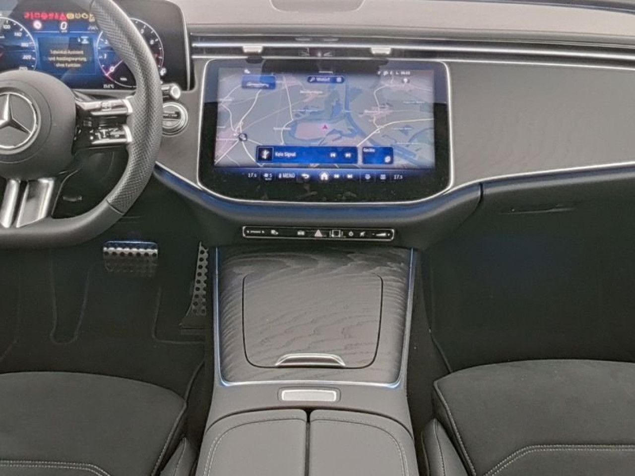 Mercedes-Benz E-Klasse – Bild 13