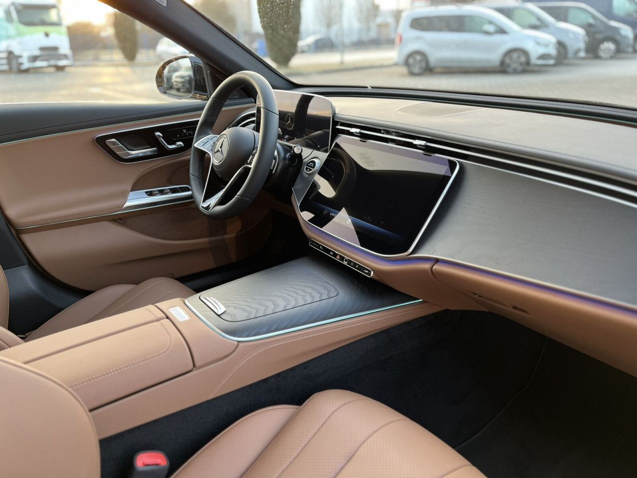 Mercedes-Benz E-Klasse – Bild 12
