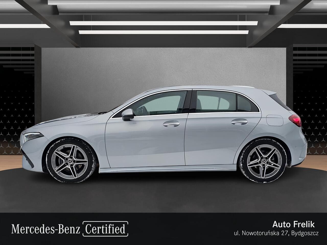 Zdjęcie pojazdu 2 / 23