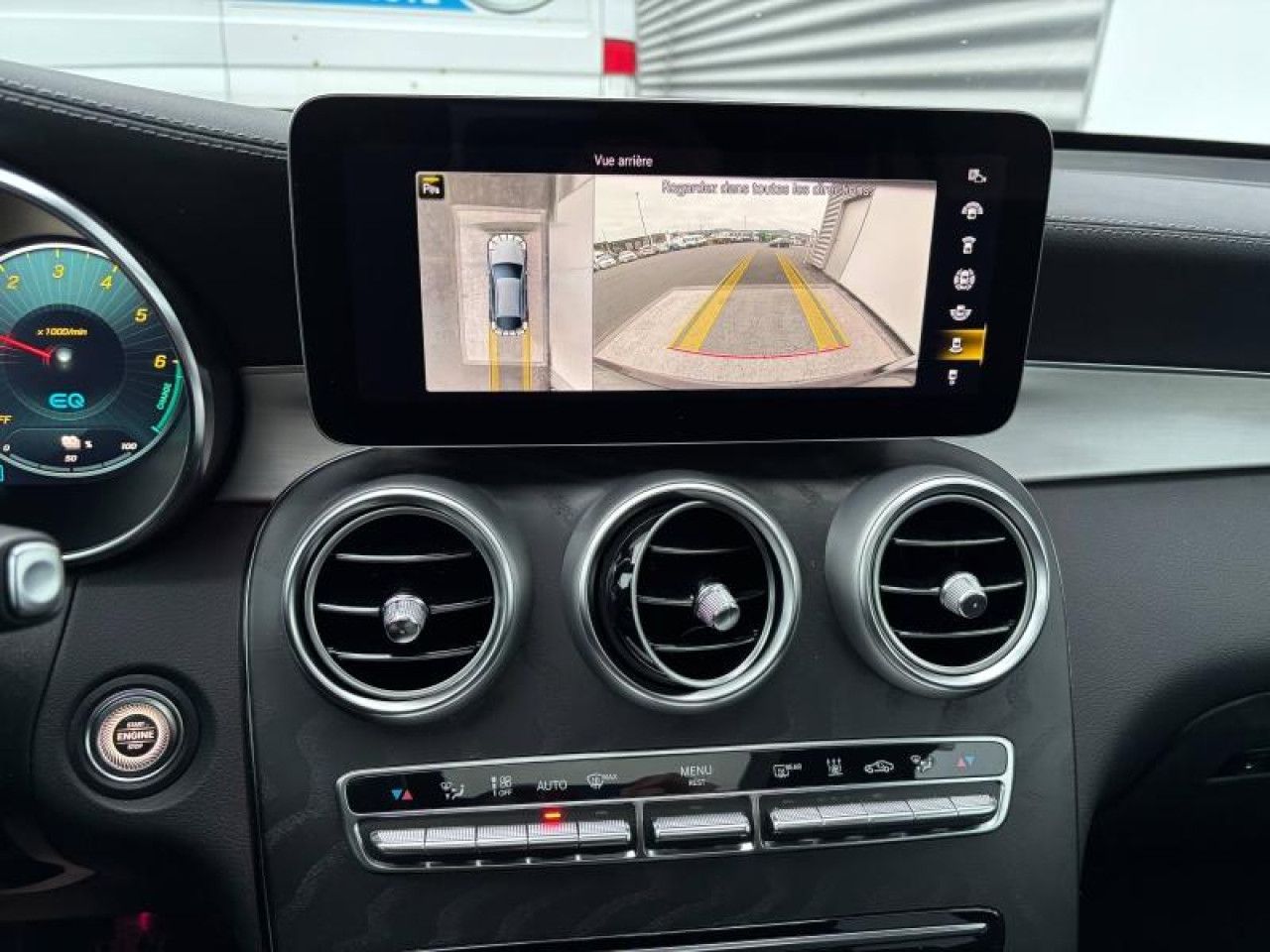 Photo du v&eacute;hicule 13 / 15