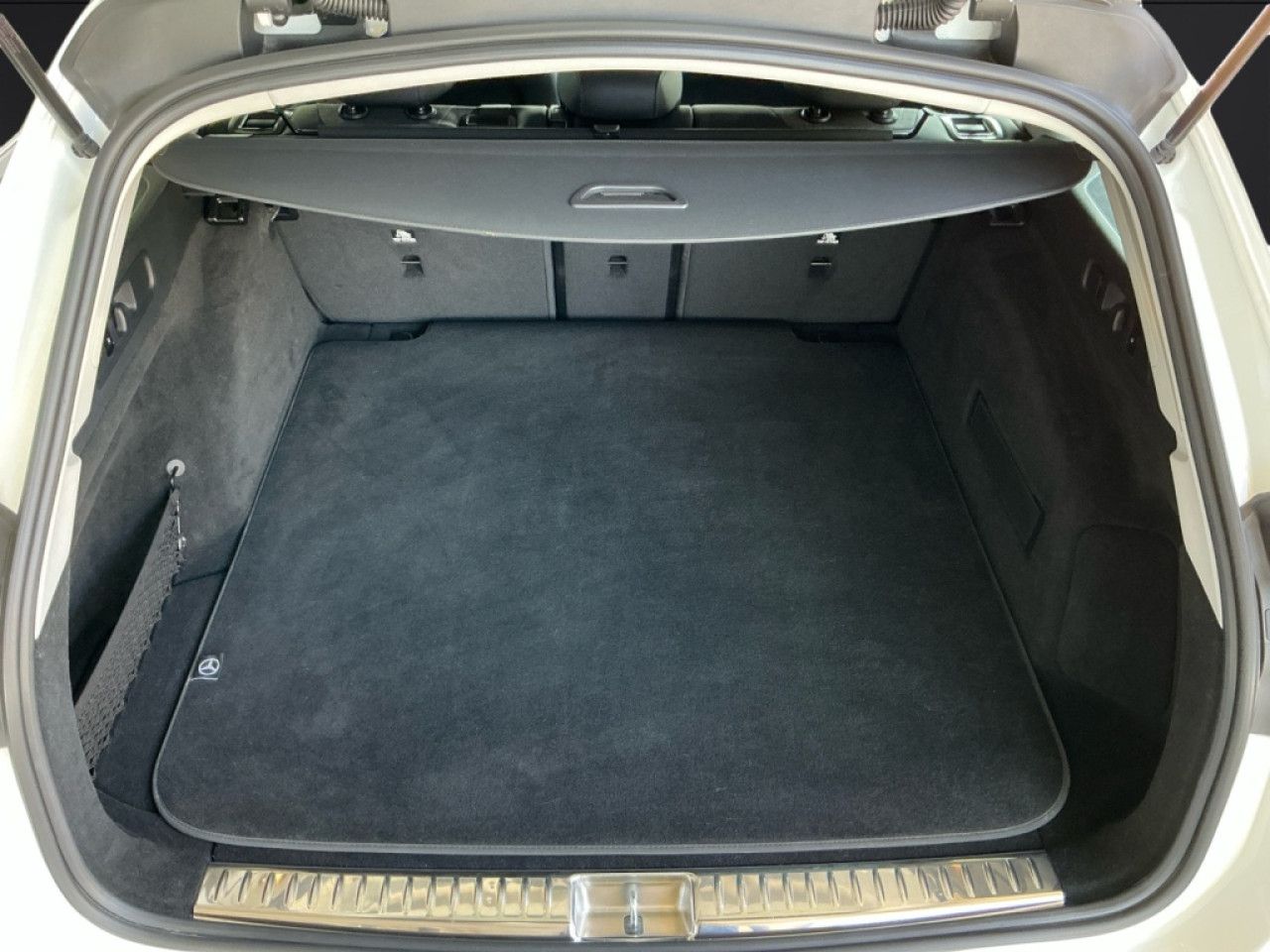 Mercedes-Benz E-Klasse – Bild 15