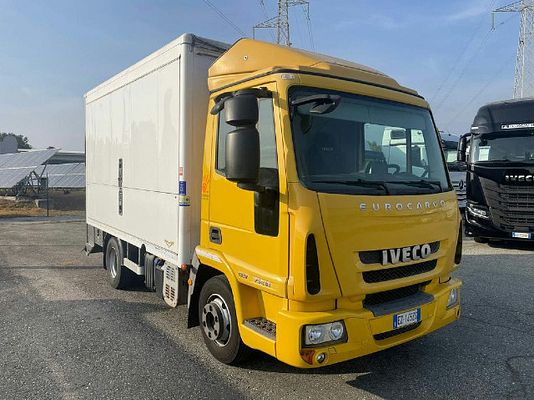 Vehicle image 3 / 19