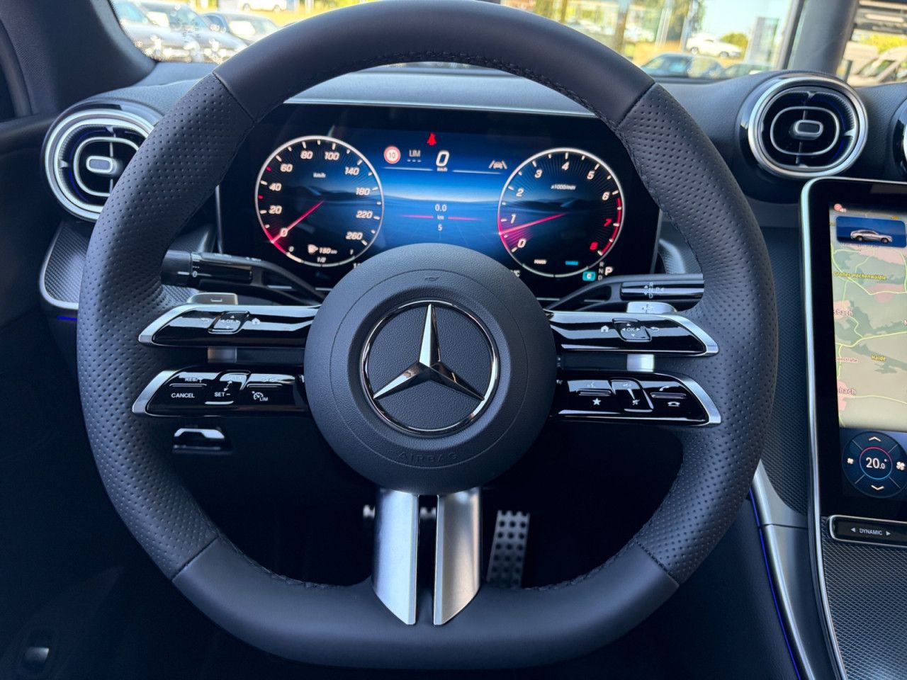 Mercedes-Benz GLC – Bild 11
