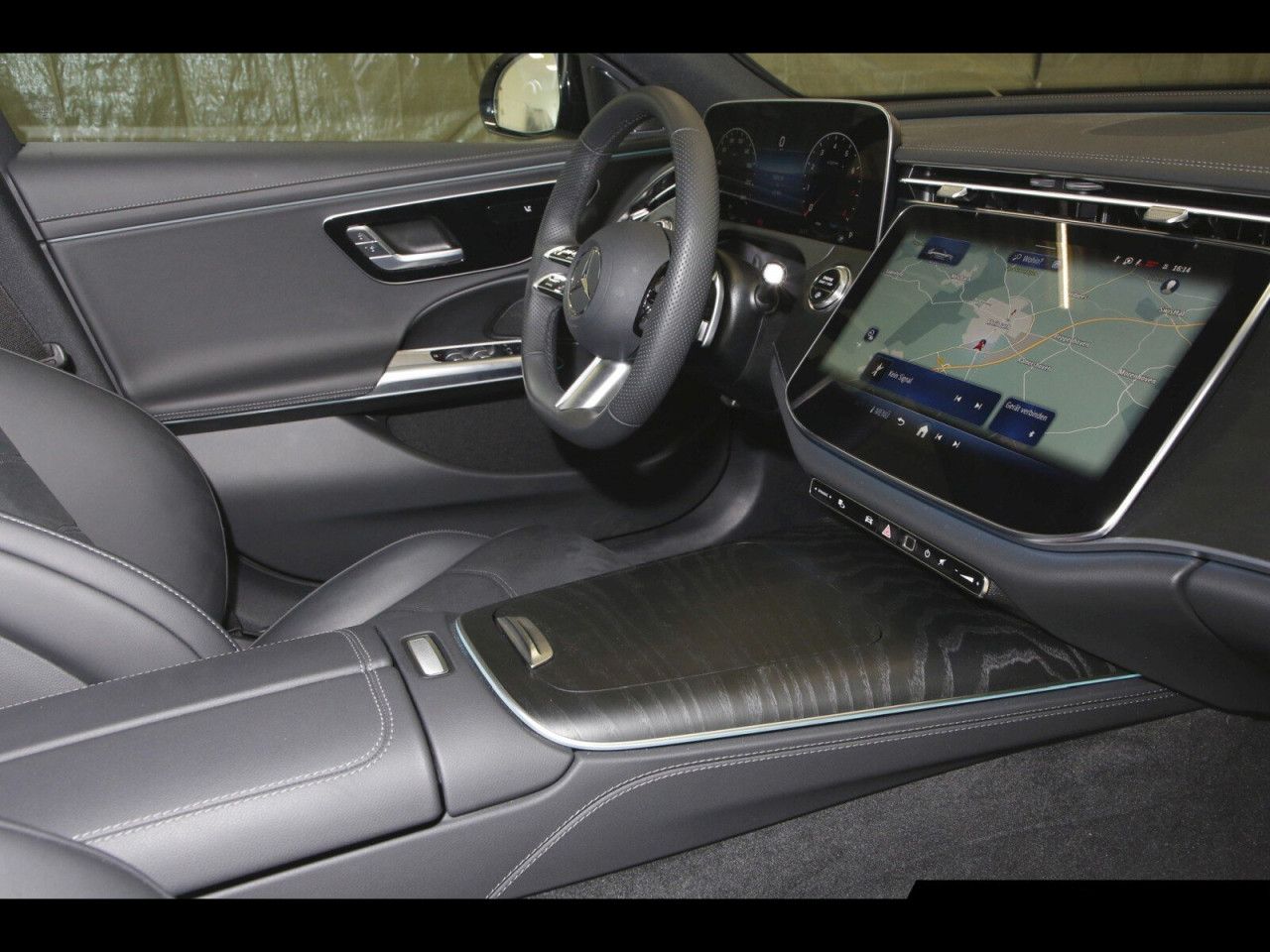 Mercedes-Benz E-Klasse – Bild 8
