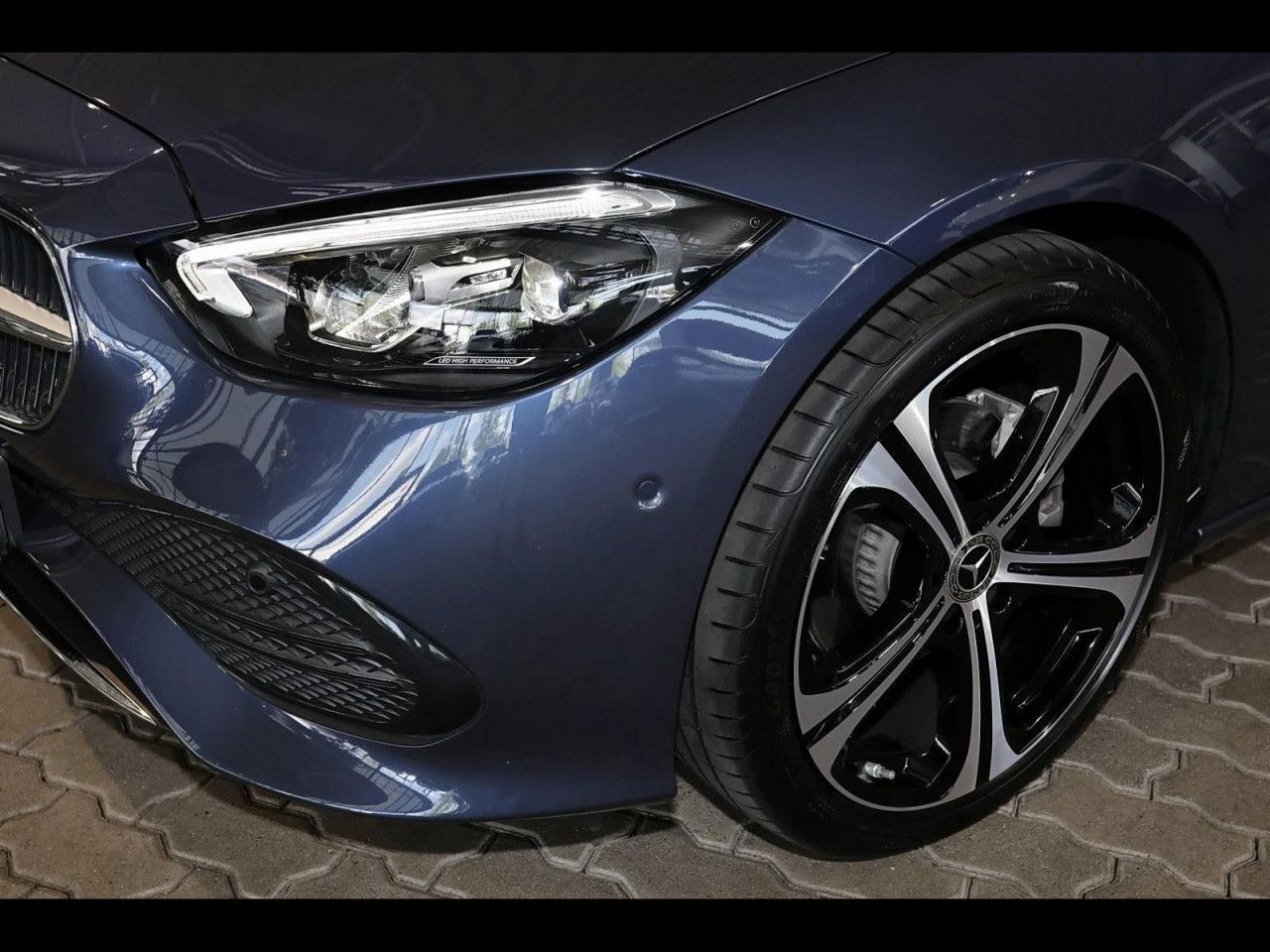 Mercedes-Benz C-Klasse – Bild 3