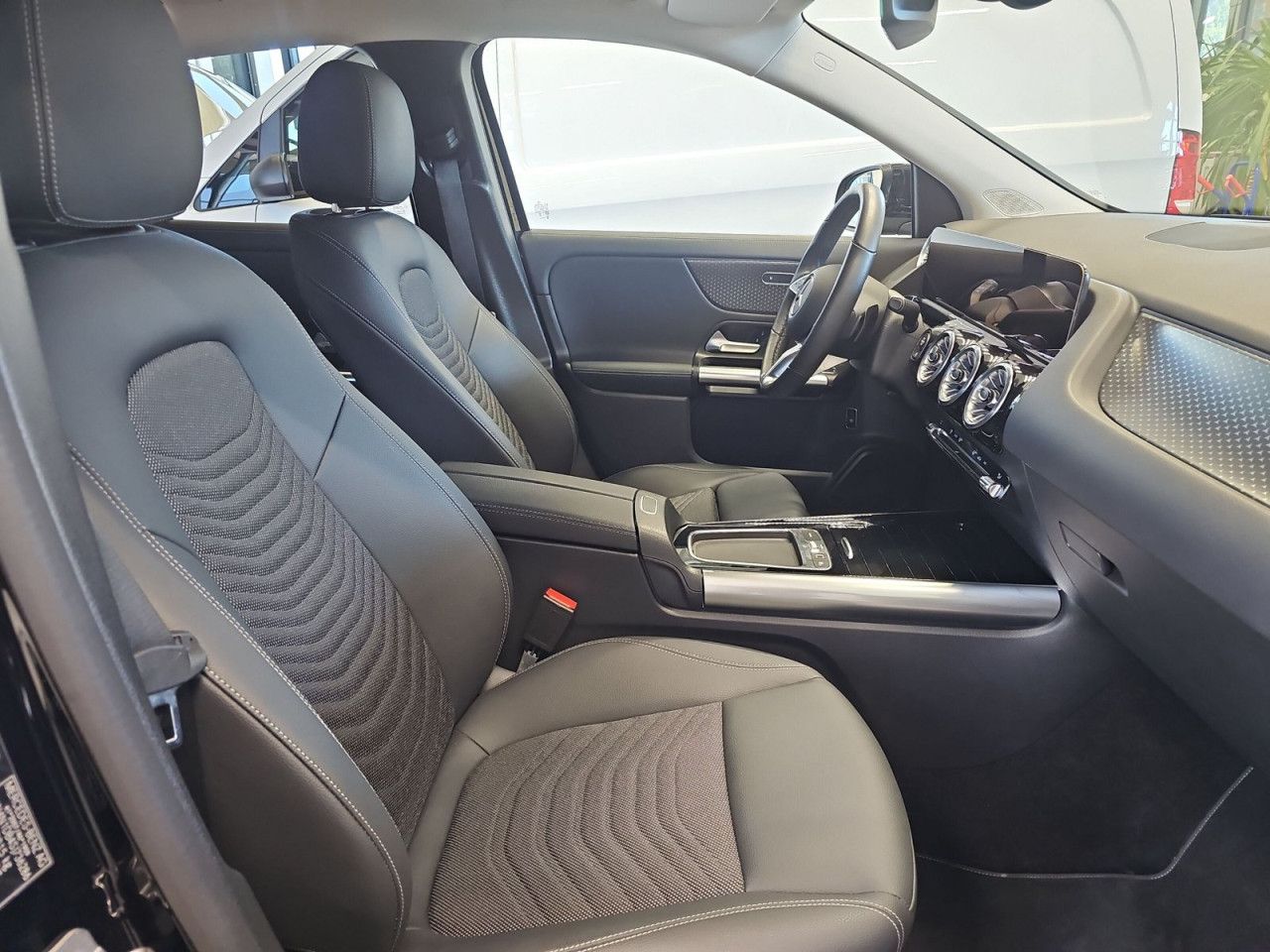 Fahrzeugbild 16 / 26