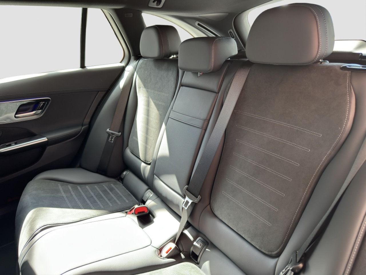 Mercedes-Benz C-Klasse – Bild 12