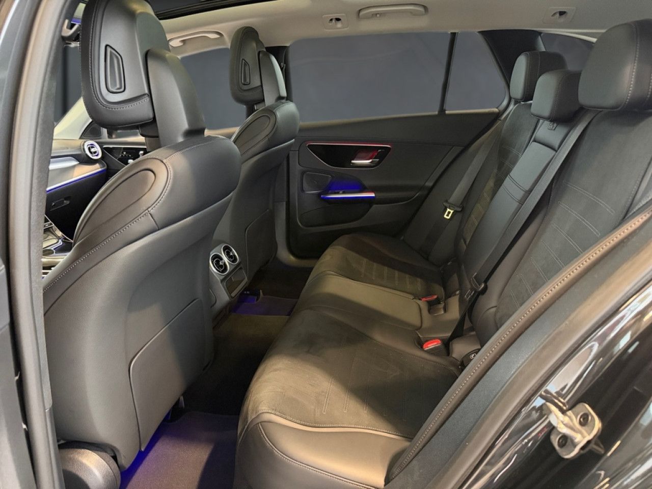 Mercedes-Benz C-Klasse – Bild 3