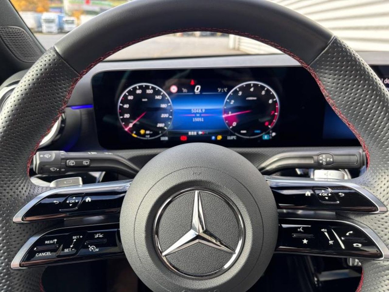 Photo du v&eacute;hicule 15 / 15