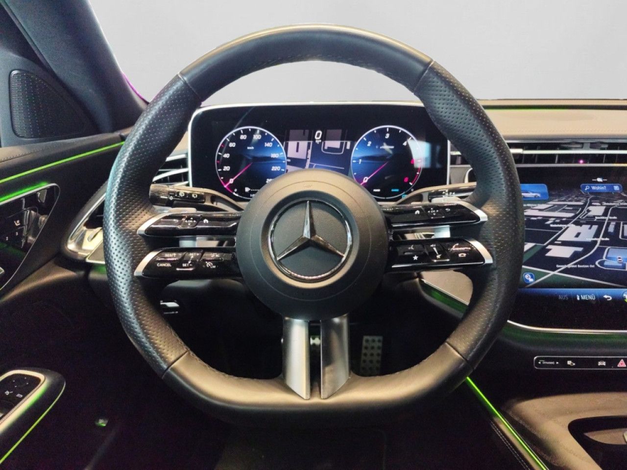 Mercedes-Benz E-Klasse – Bild 10
