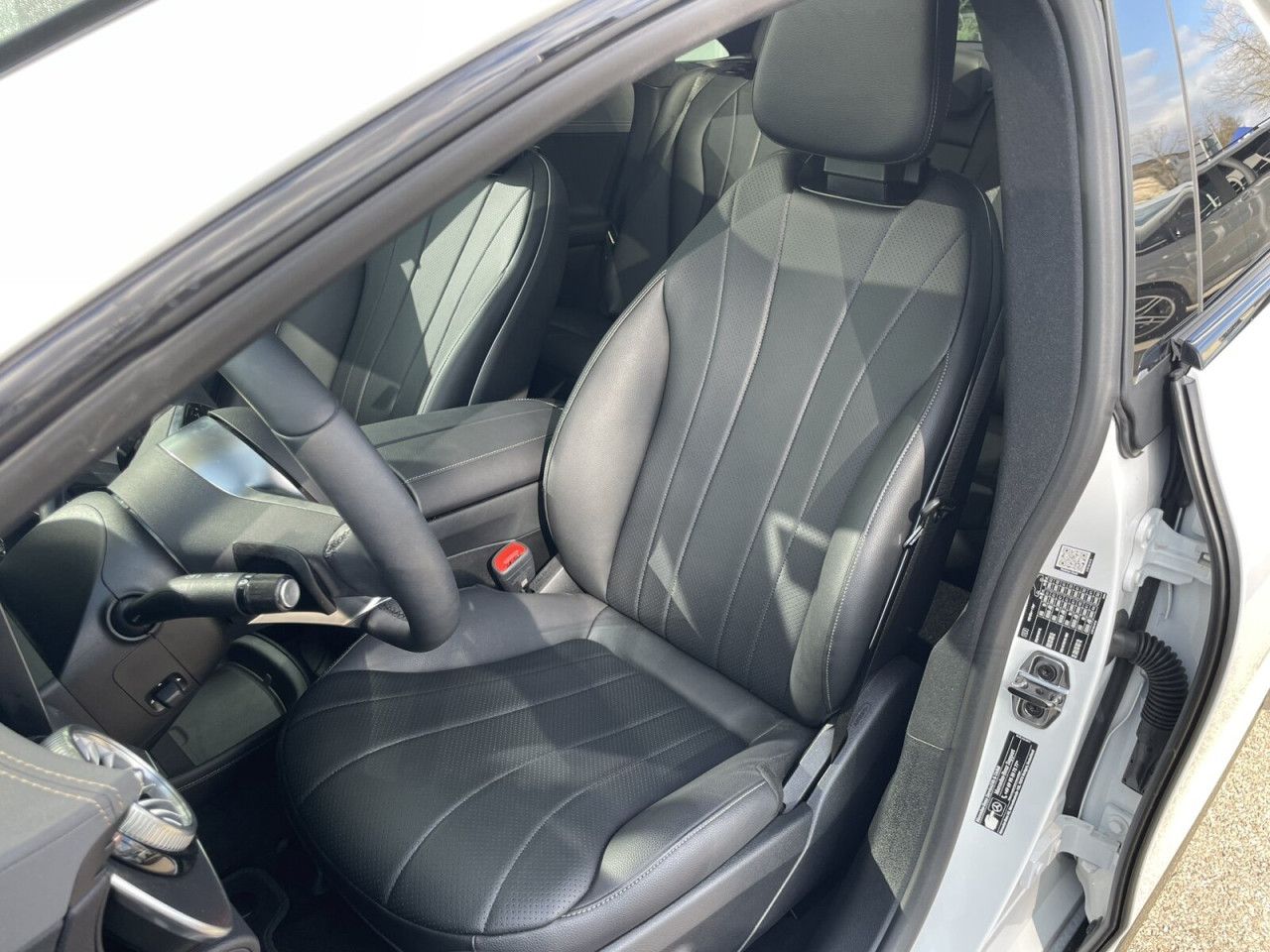 Fahrzeugbild 12 / 30