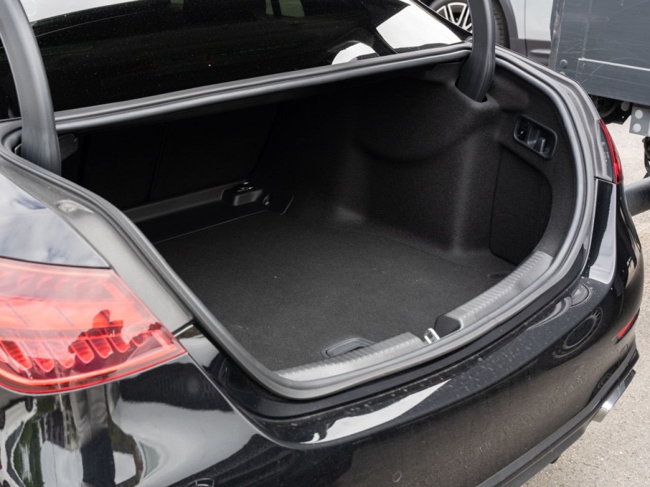 Mercedes-Benz C-Klasse – Bild 9