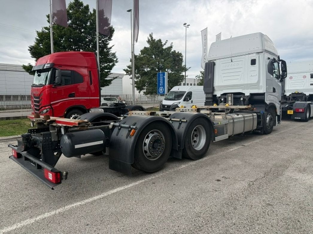 IVECO | AS260S51