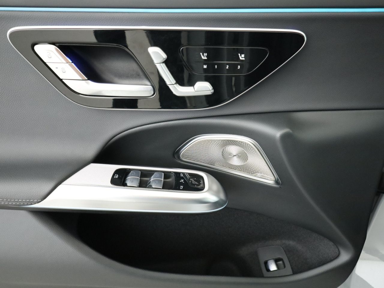 Mercedes-Benz E-Klasse – Bild 20