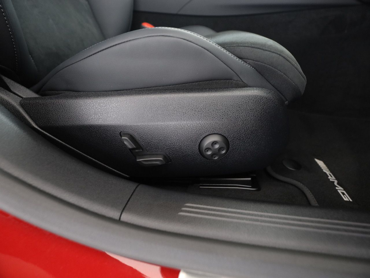 Mercedes-Benz E-Klasse – Bild 15