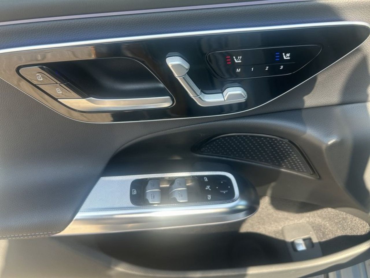 Mercedes-Benz E-Klasse – Bild 12