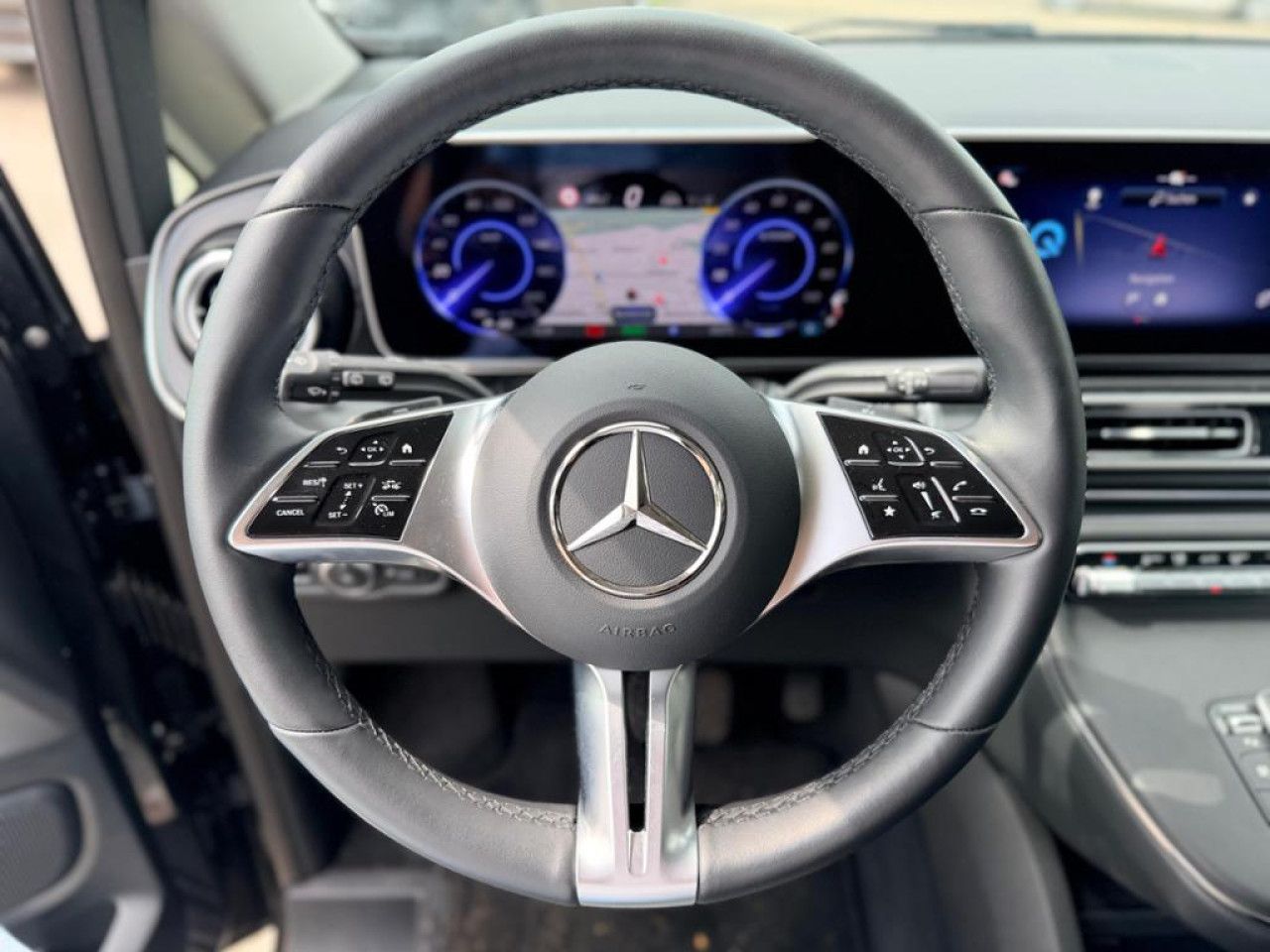 Mercedes-Benz EQV – Bild 5
